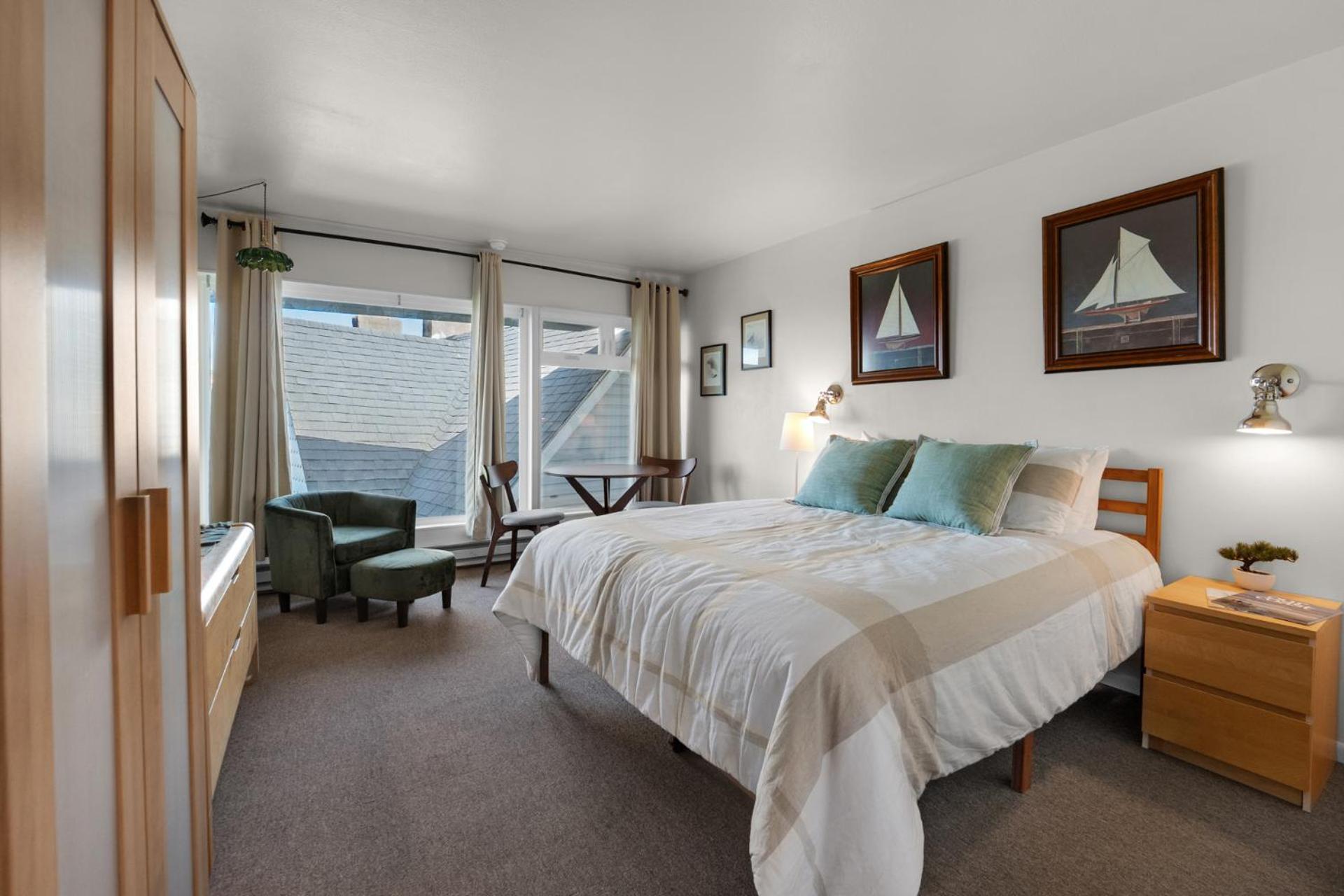 The Tides By The Sea Aparthotel Seaside Exterior photo